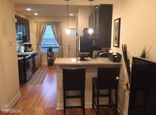 2643 W George St, Chicago, IL 60618