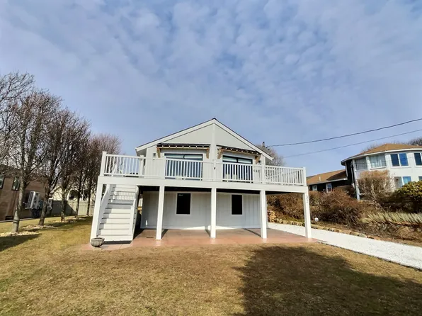https://photos.zillowstatic.com/fp/58ab9ab879ab46097829d6a2312ee48e-p_e.webp