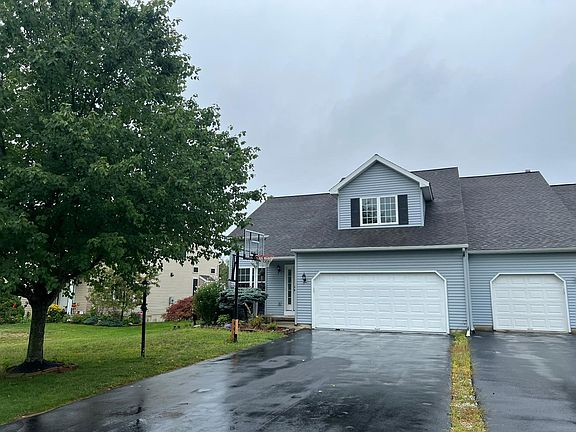 2nd image of 33A Pointe West Dr #33A