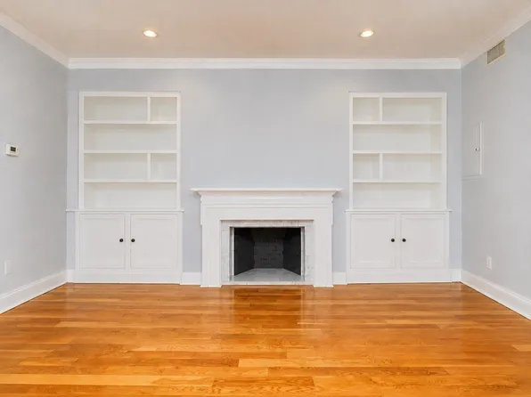 68 High St APT 4, Charlestown, MA 02129