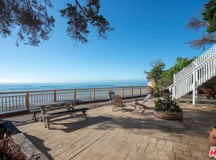 6637 Del Playa Dr, Goleta, CA 93117