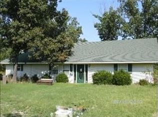 17717 Goldfinch Rd, Neosho, MO 64850