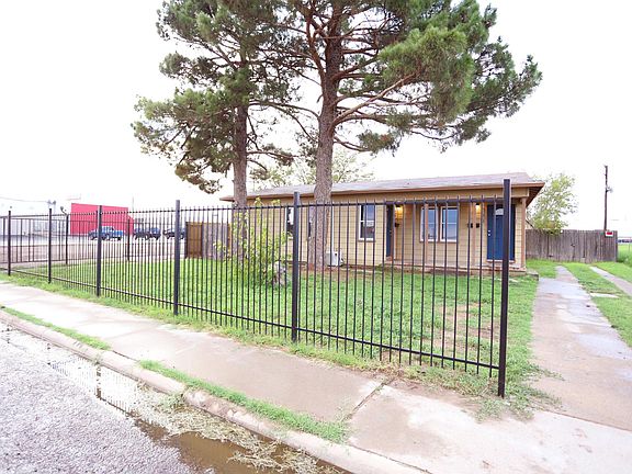 2nd image of 303 E 29th St