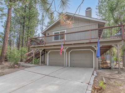 327 Crater Lake Rd, Big Bear Lake, CA, 92315
