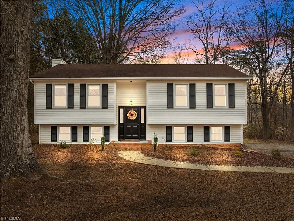 1st image of 1335 Lynndale Dr