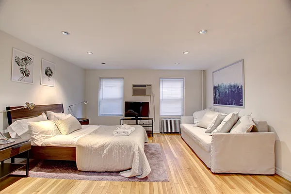 Rented by Corcoran | media 5