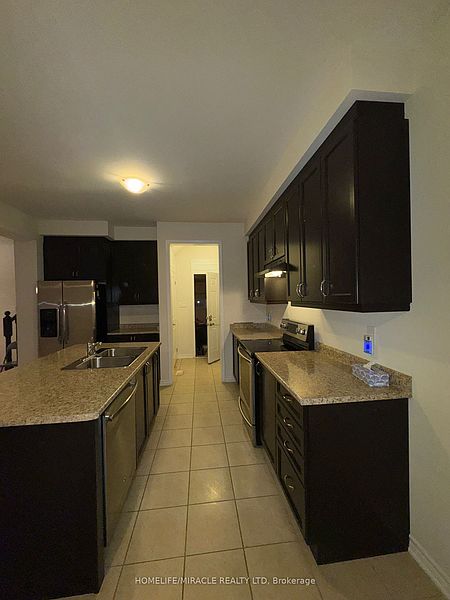 Brampton House for rent - 4 Bedrooms in Brampton