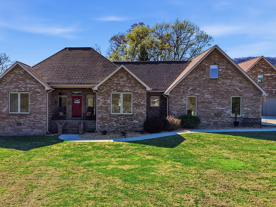 1st image of 120 Mountain Meadows Ln