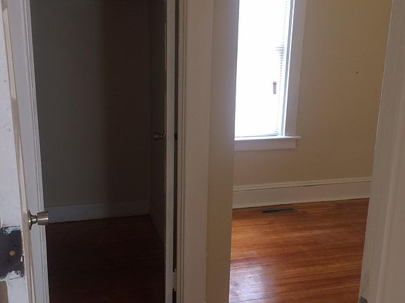2nd image of 8 Glenwood St #2