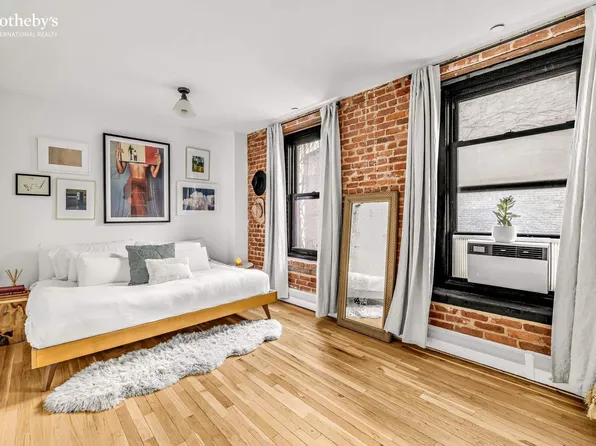 264 Water Street image 5 of 10