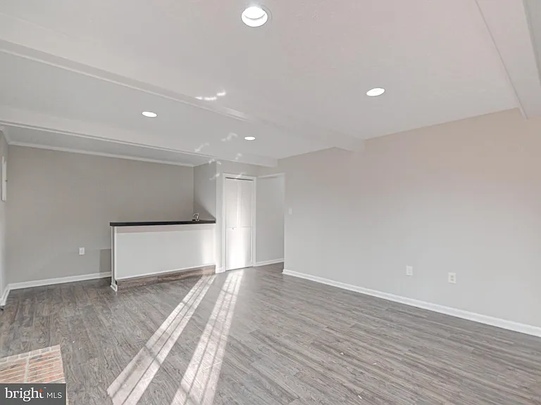 10332 Mockingbird Pond Ct — Photo 32