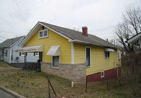 2nd image of 313 Chilhowie W