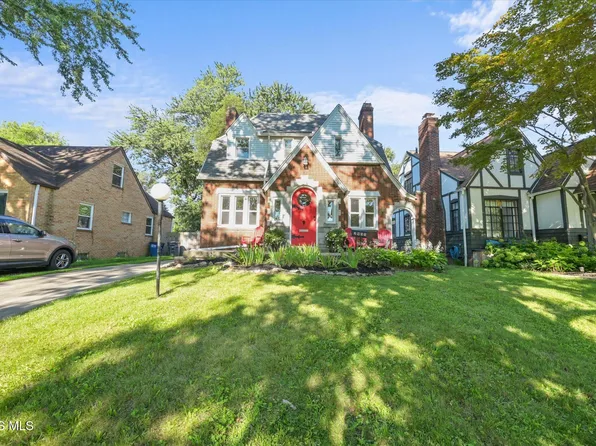 2935 Algonquin Pkwy, Toledo, OH 43606