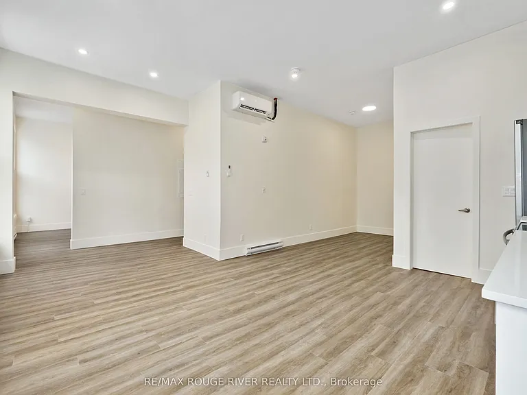 29A King St W #201 — Photo 7