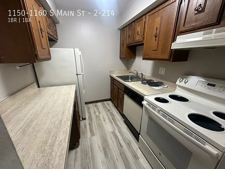 1150-1160 S Main St #2-214 — Photo 1