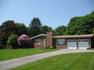 26 Macgregor Dr, Mahopac, NY 10541