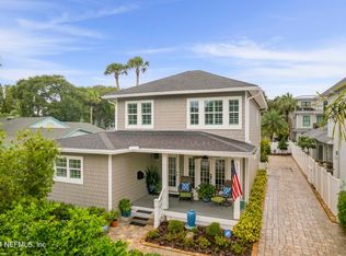 333 7th St, Atlantic Beach, FL 32233