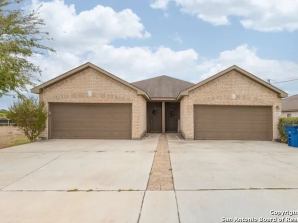 214 Stone Gate, New Braunfels, TX 78130