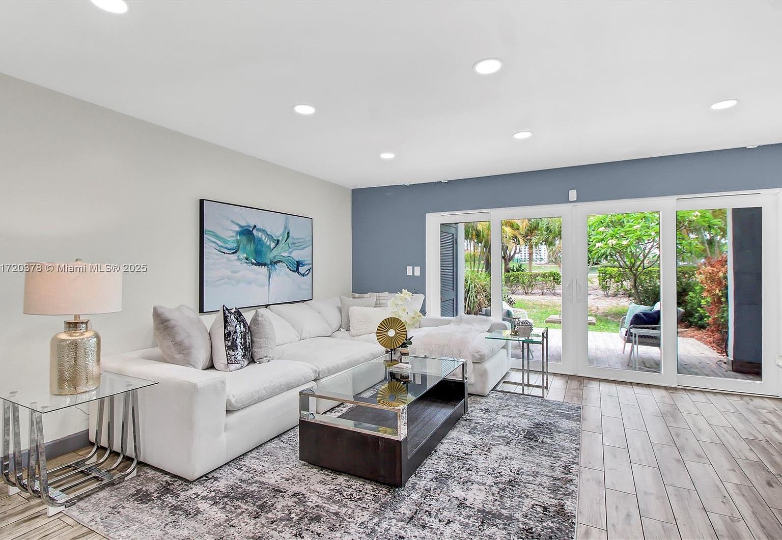 20416 NE 34th Ct #17