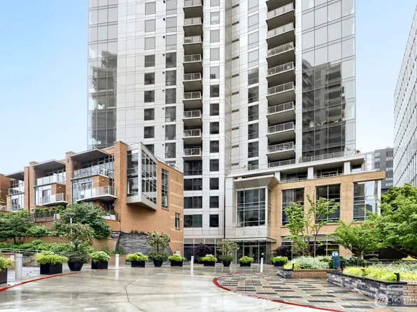 10650 NE 9th Place #1520, Bellevue, WA 98004