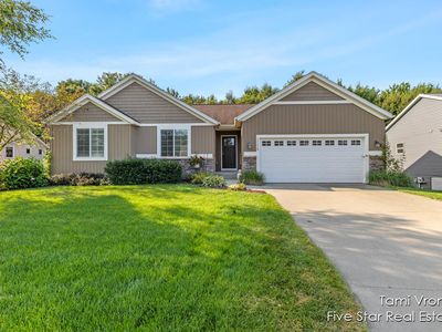 15258 Canterbury Ln, Grand Haven, MI, 49417