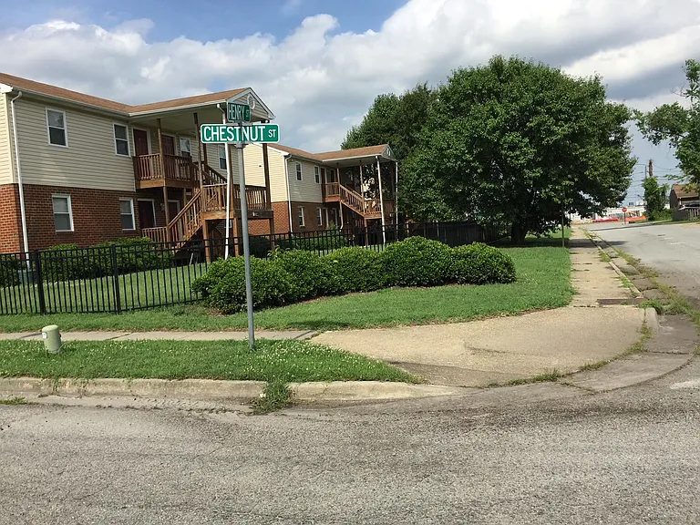 1713 Chestnut St #C — Photo 1