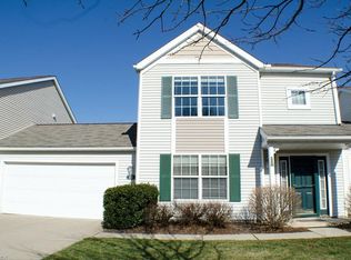105 Mallard Point Dr, Akron, OH 44319