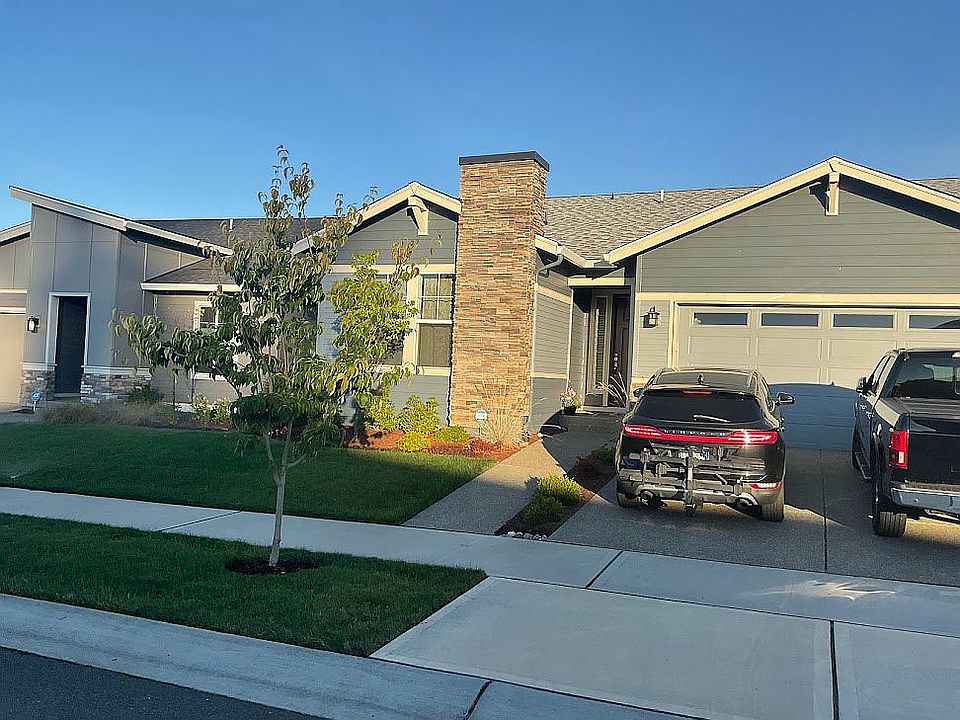 1st image of 14814 182nd Ave E