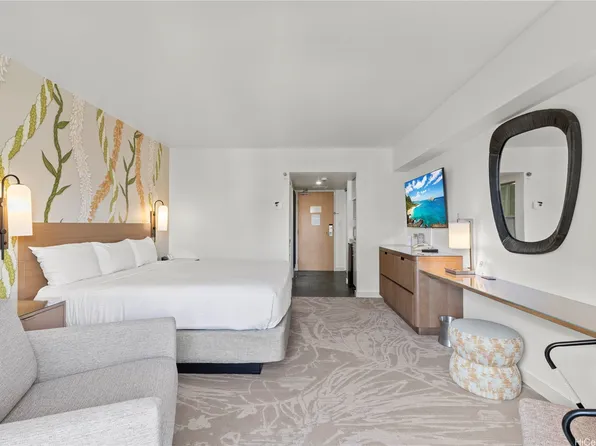 410 Atkinson Dr #1714, Honolulu, HI 96814