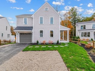 19 Pat Rose Way, Rockland, MA 02370