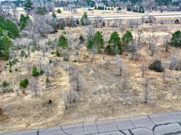 23566 Ulysses St NE, East Bethel, MN 55005