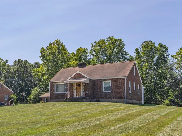 109 Hemlock Dr, Canonsburg, PA 15317