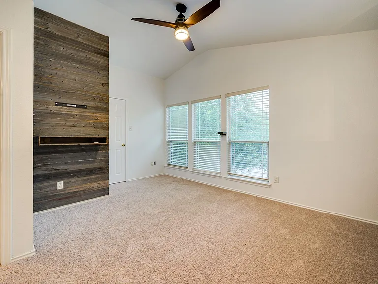 1112 Sundrop Pl — Photo 14