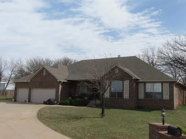 4717 White Oak Dr, Stillwater, OK 74074