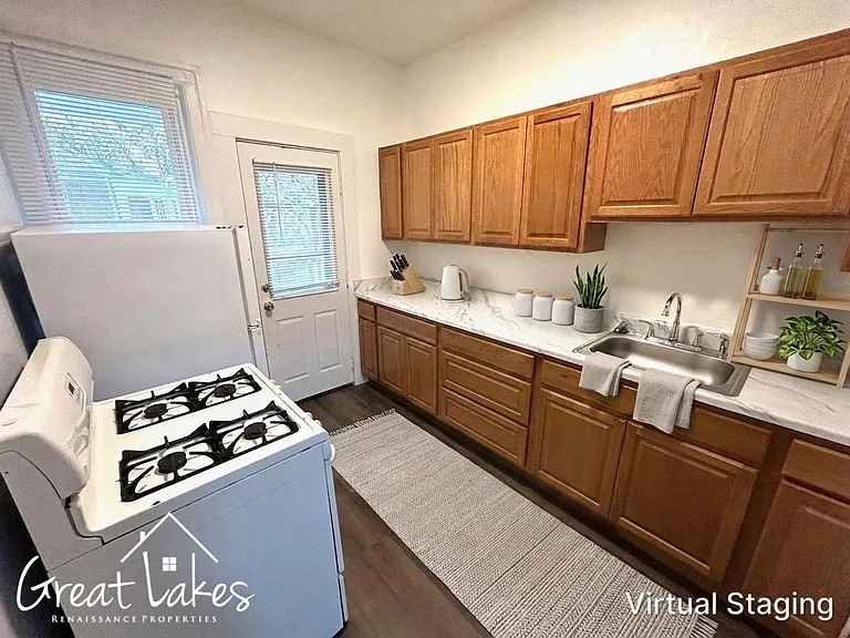 2544 Cadillac Blvd — Photo 4