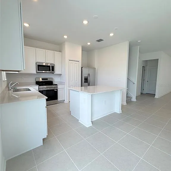 2583 Skyline Loop — Photo 6