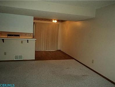 3rd image of 5003 Singleton Dr