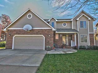 9707 W Westlawn St, Wichita, KS 67212