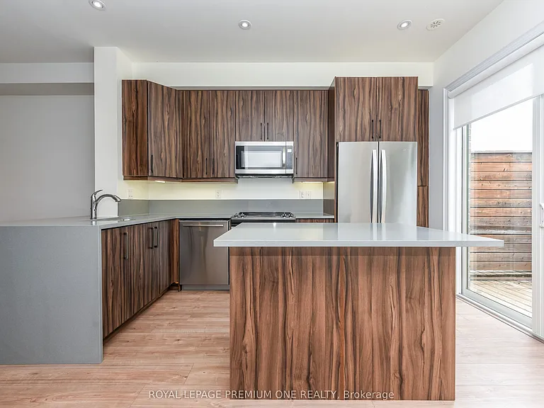 33 Salvador Allende Ct — Photo 16