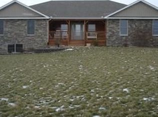 2592 Basil Western Rd NW, Baltimore, OH 43105