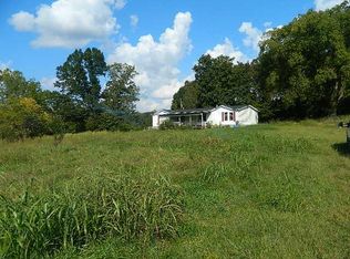 1372 Sheehy Rd, Mc Ewen, TN 37101