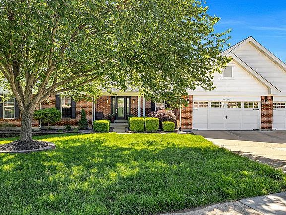 3rd image of 16000 Canterbury Estates Dr