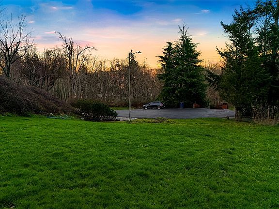 5th image of 927 Grennan Place