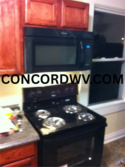108 Burch St #A — Photo 9