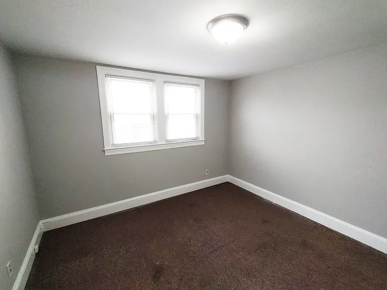 230 Washington St #3 — Photo 8