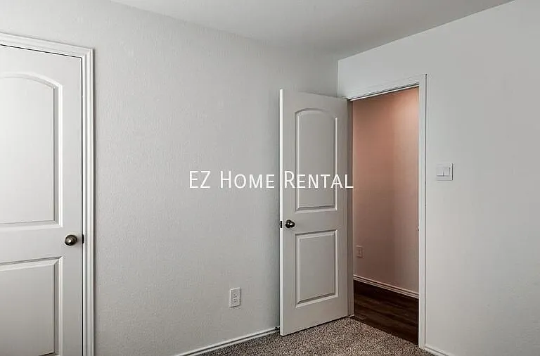 6115 Grove Of Pines St — Photo 14