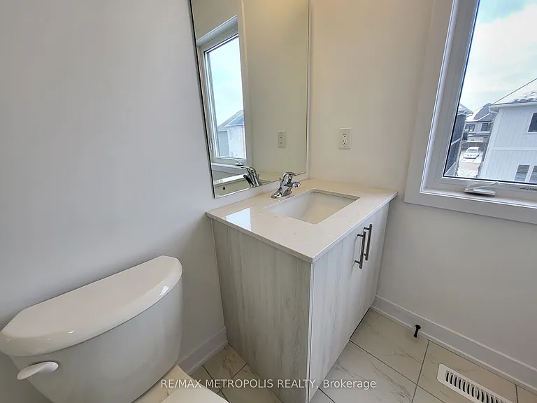 13 Hay Ln — Photo 20