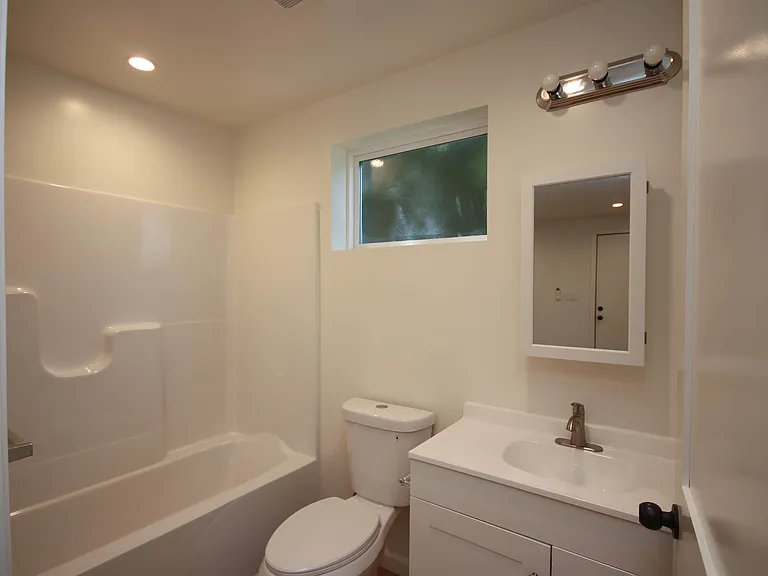 1170 Huntington Dr #C1 — Photo 11
