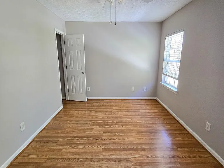 3105 Ivey Wood Ln — Photo 25