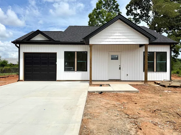 121 Sims Ln, Spartanburg, SC 29307